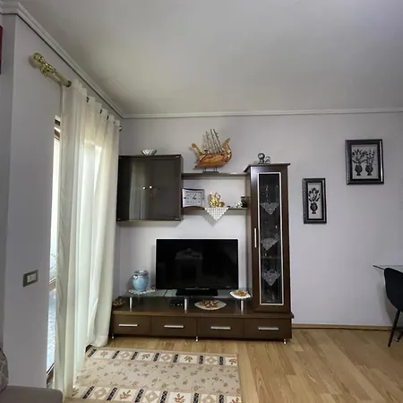 Klindi Apartment Pogradec
