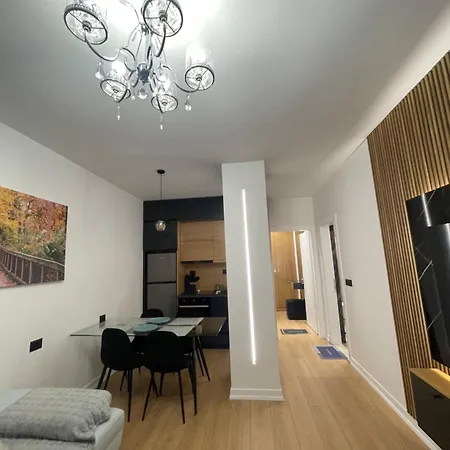 Klindi Apartment *
