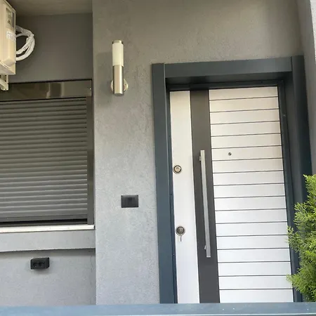 Apartment Klindi Pogradec