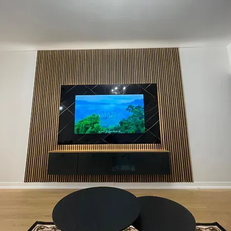 Klindi アパート ポグラデツ