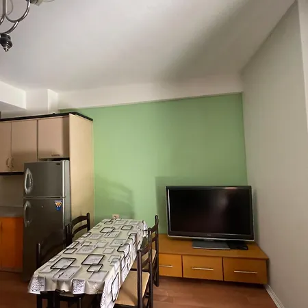 Klindi Apartman *